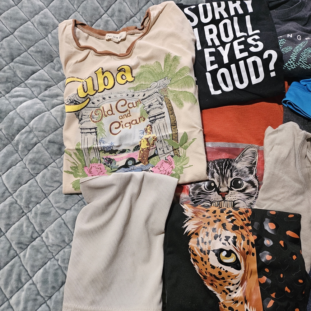 Assorted Graphic and Solid T-Shirts - Picture 2 of 4